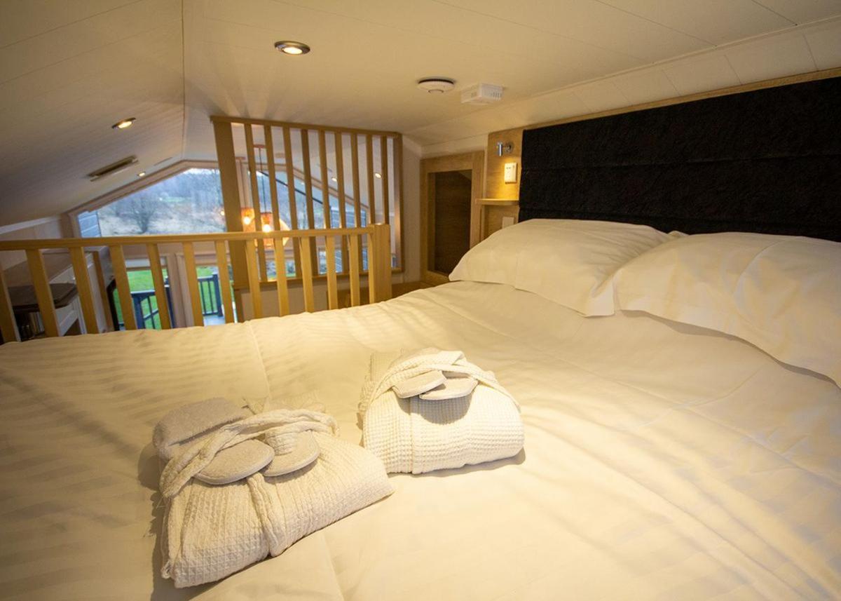 Westlands Country Park Hotel Annan Exterior photo