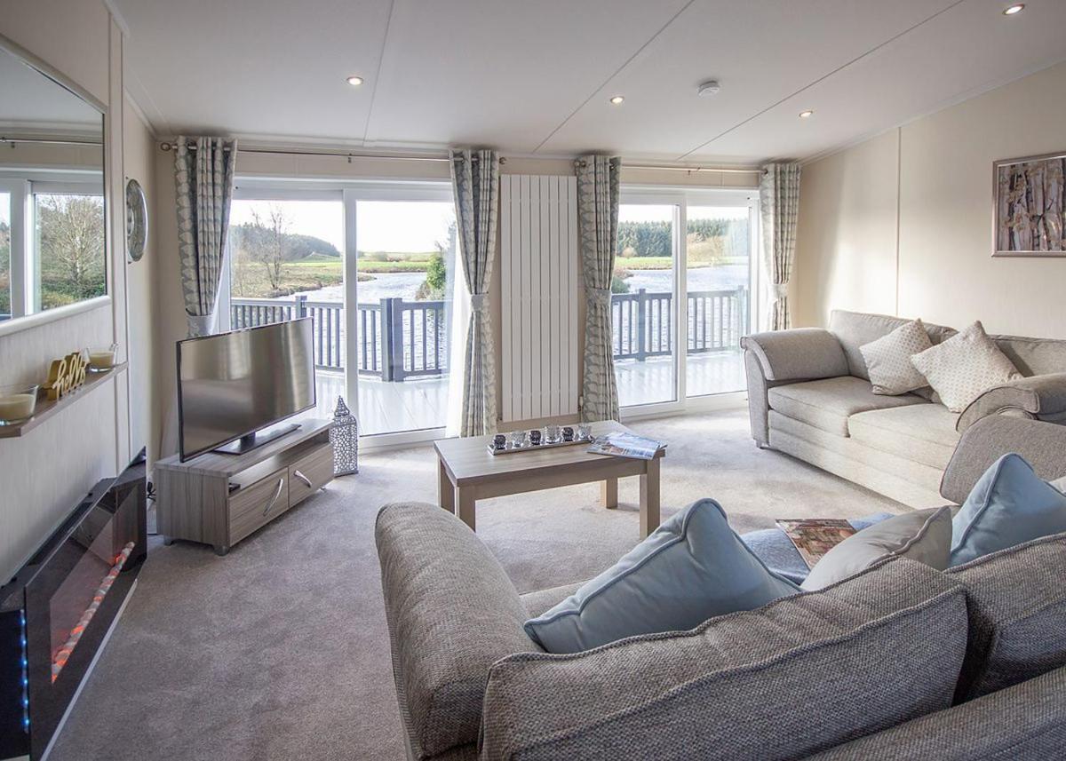 Westlands Country Park Hotel Annan Exterior photo